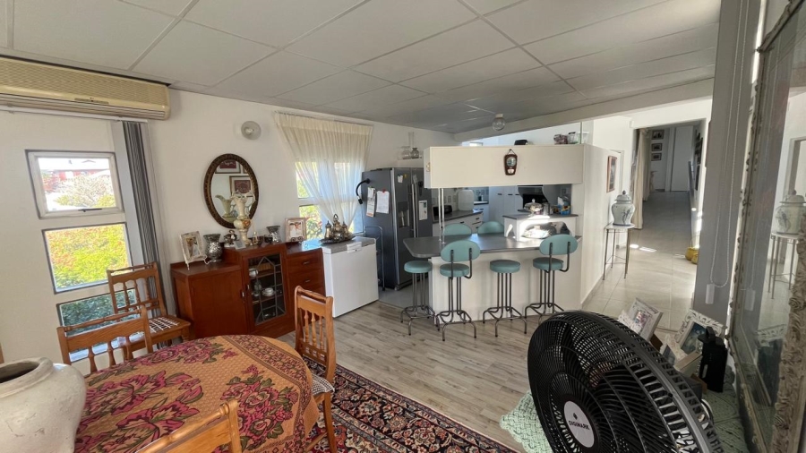 3 Bedroom Property for Sale in Wavecrest Eastern Cape